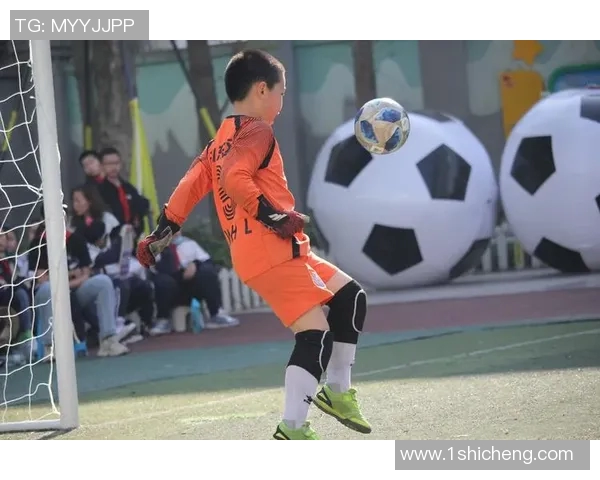 花式足球炫技进球球星用创造力点燃绿茵赛场魅力风暴