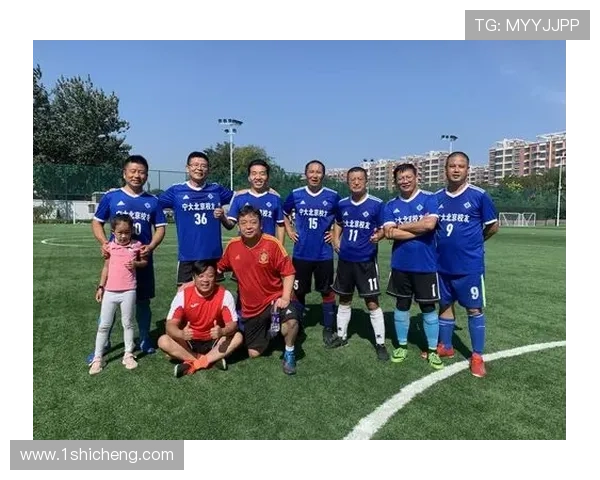 北京足球队转型升级之路:从传统到现代的全面革新探索与实践 北京足球队转型升级之路:从传统到现代的全面革新探索与实践